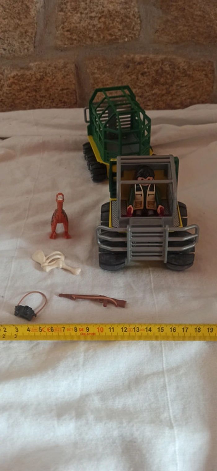 Véhicule chasseur braconnier de dinosaure avec remorque cage playmobil - photo numéro 2
