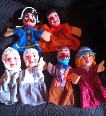 6 marionnettes de guignol