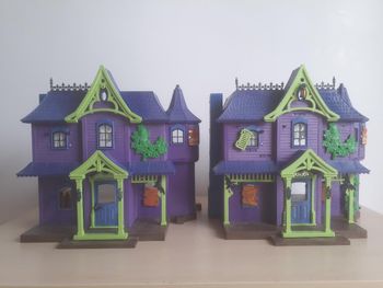 Lot de 2 manoirs hantées Scooby Doo - prix négociable - articles en parfait état