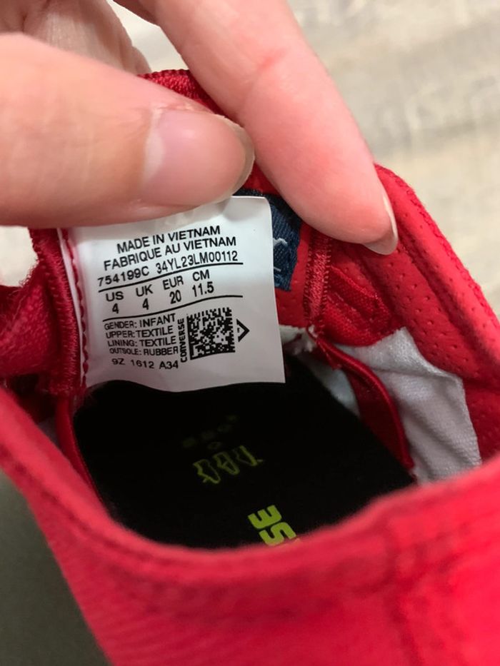 Chaussure bébé Converse rouge taille 20 - photo numéro 2