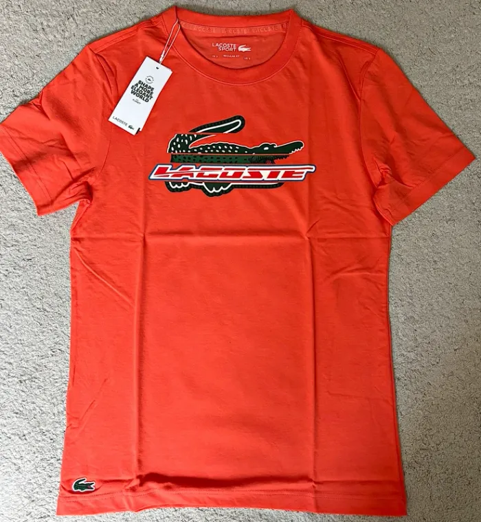 T-shirt Lacoste Neuf