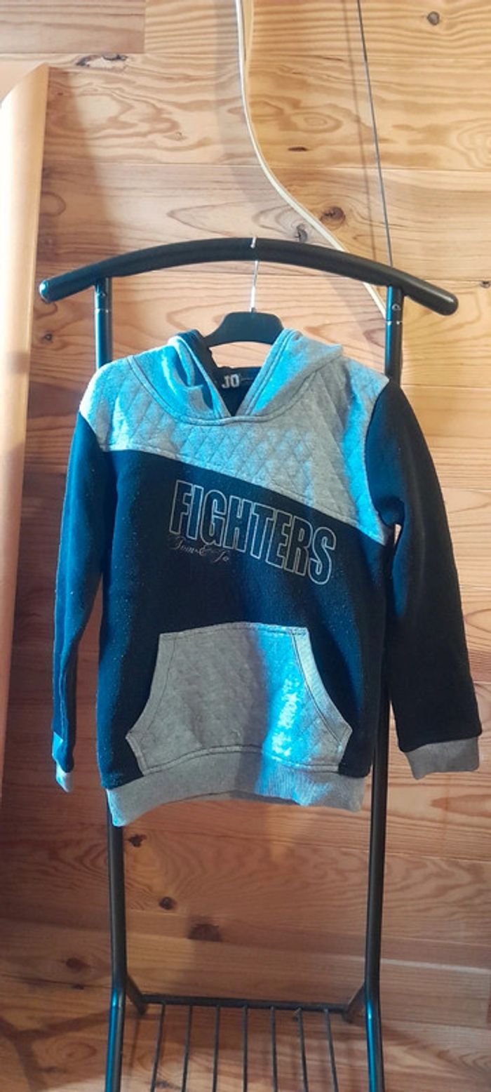 Pull à capuche 10 ans - photo numéro 2