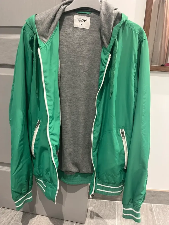 Veste capuche verte et grise - photo numéro 2