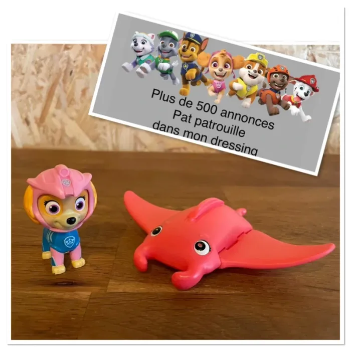 Idée Cadeau 🎁 Figurine Aqua Pups de Stella avec avec sa raie manta de la Pat Patrouille Paw Patrol