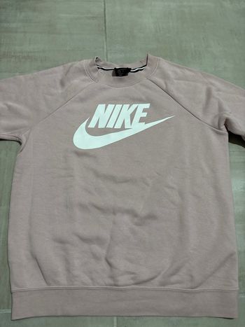 pull Nike 