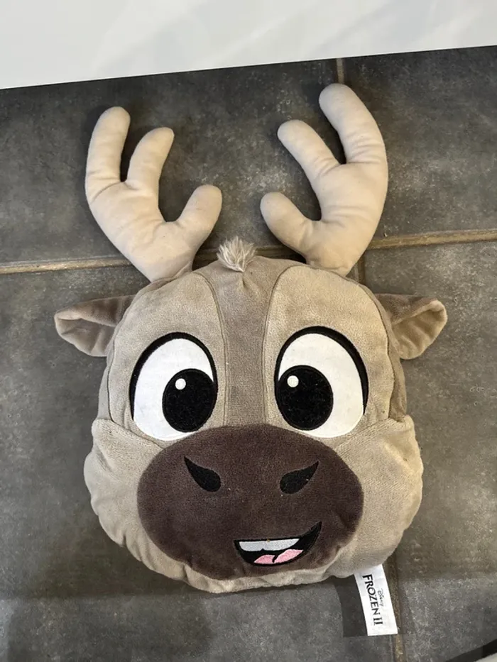 Peluche reine des neiges