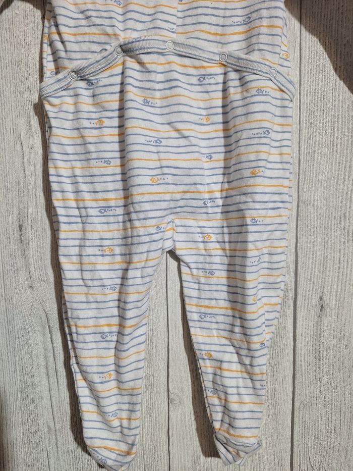 Pyjama garcon Taille 12 mois - photo numéro 8