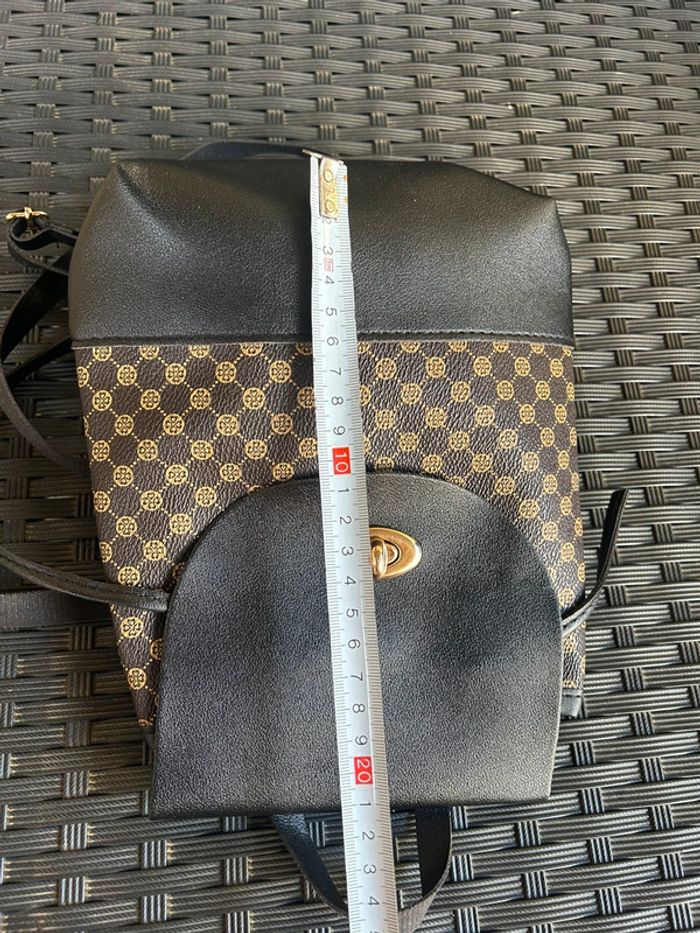 Petit sac à dos neuf - photo numéro 9