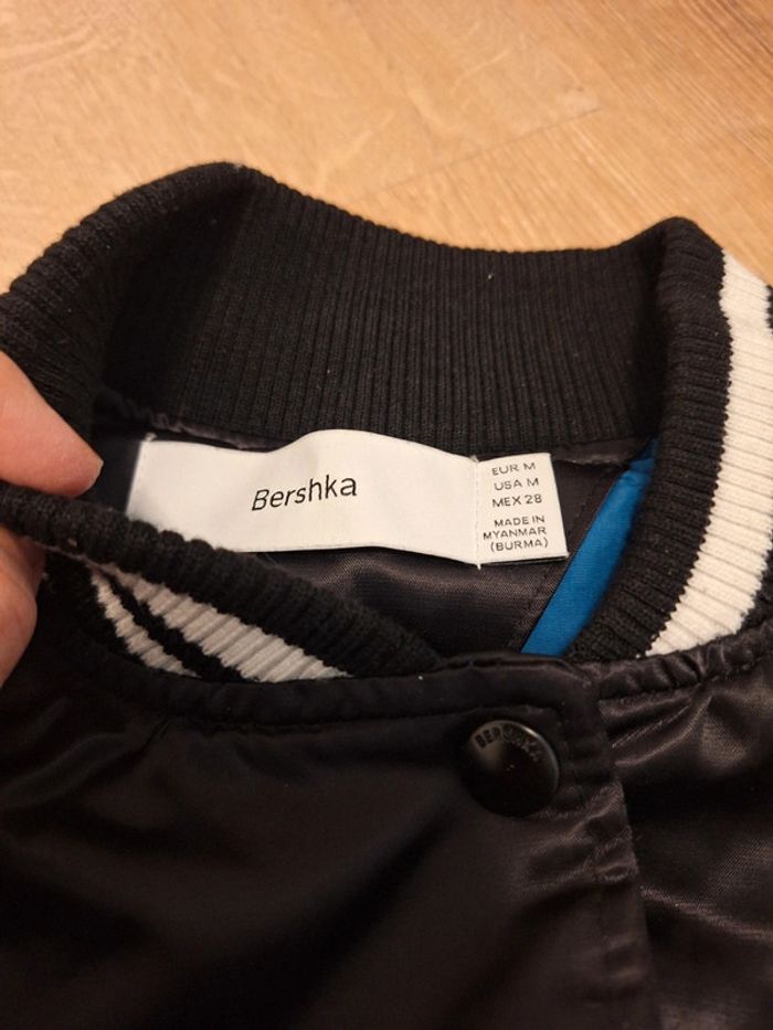 Veste bomber bershka noir - photo numéro 2