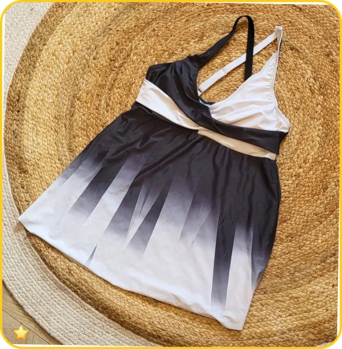 Maillot de bain 1 pièce Denater – Taille M – Très bon état - Noir et Blanc - photo numéro 2