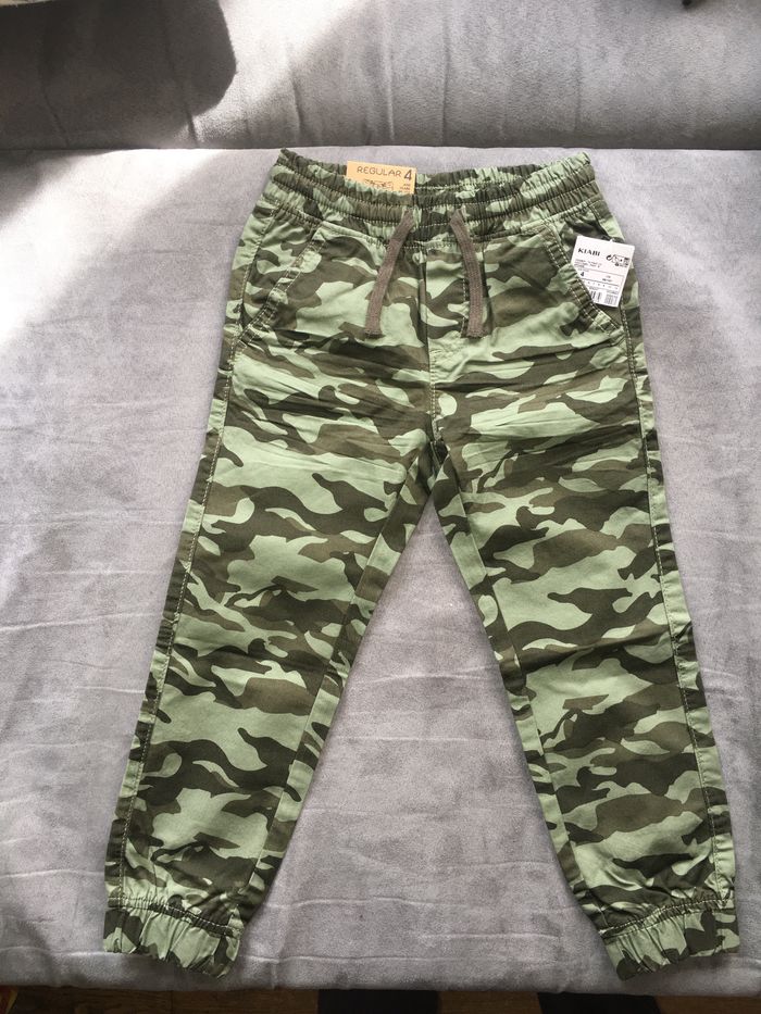 Pantalon militaire 4 ans