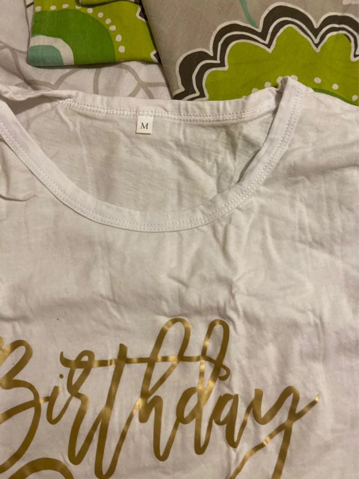 Tee shirt birthday queen doré blanc - photo numéro 4