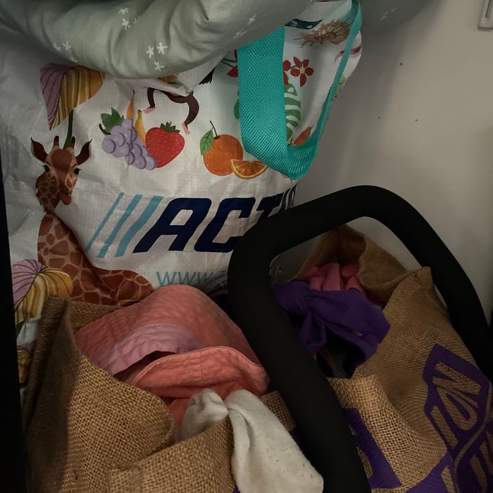 Cartons de vêtements filles