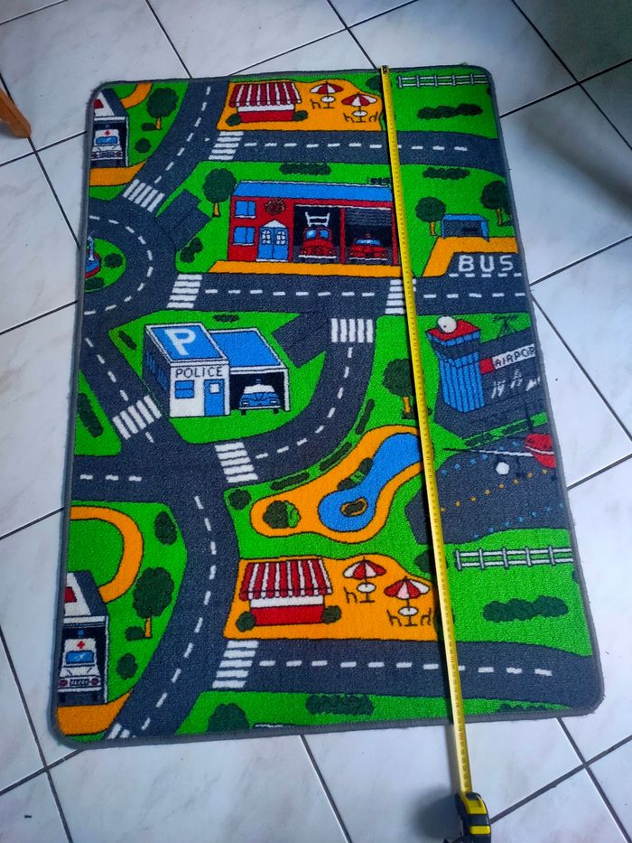 Tapis de jeu circuit de voitures - photo numéro 4
