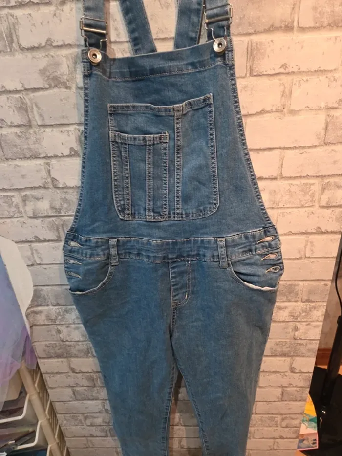 Salopette en jean taille 36 - photo numéro 2