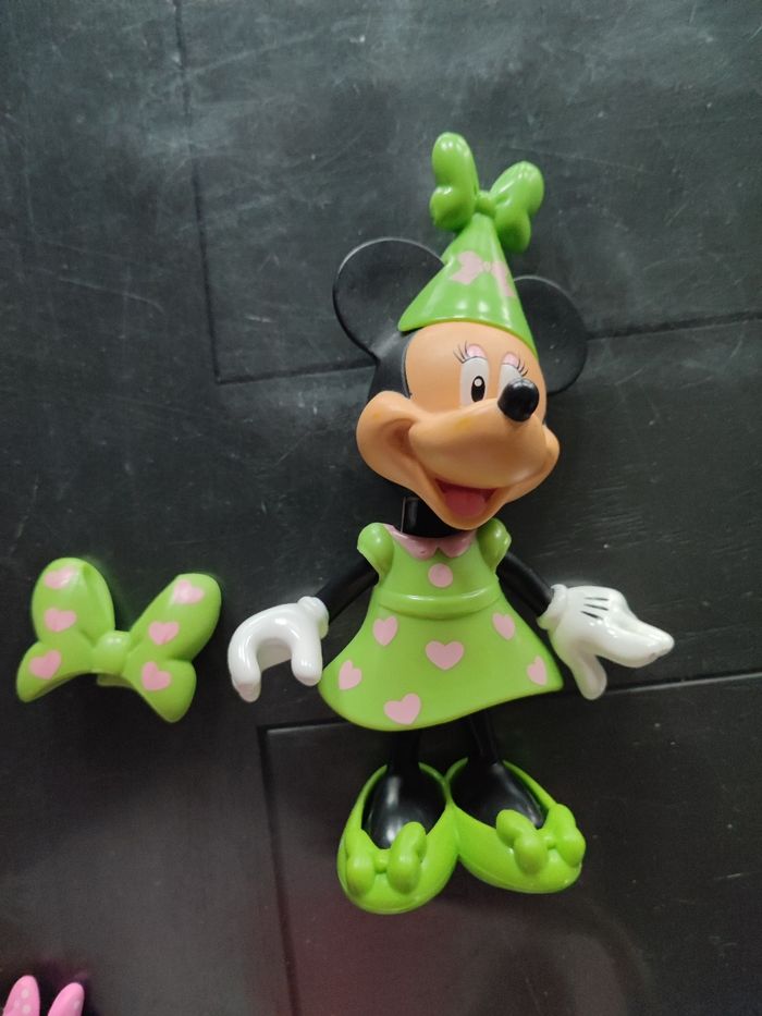 Figurine Minnie. Tenues interchangeables - photo numéro 2