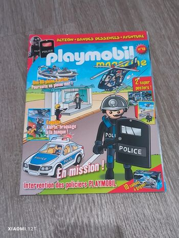 Livre Playmobil numéro 13 + poster