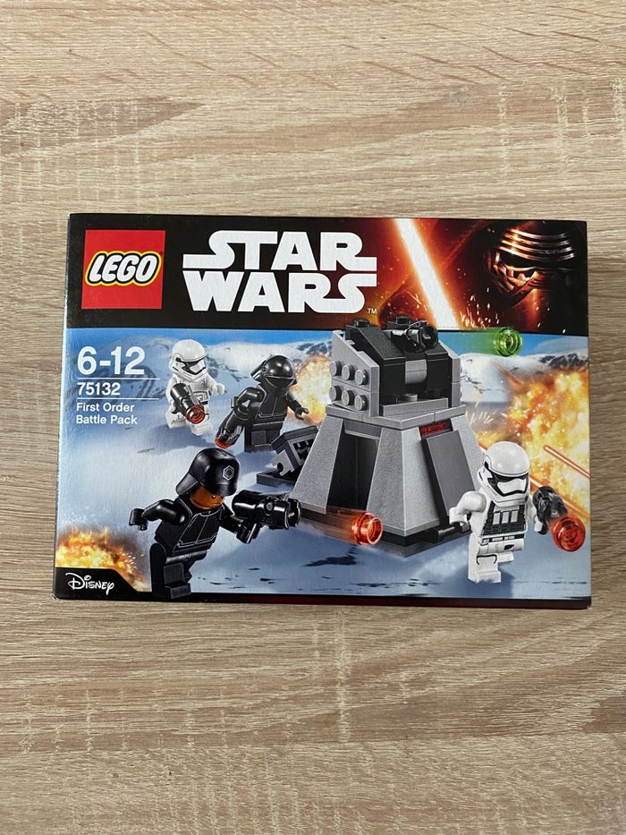 Lego star wars 75132 pack de combat du premier ordre - photo numéro 2