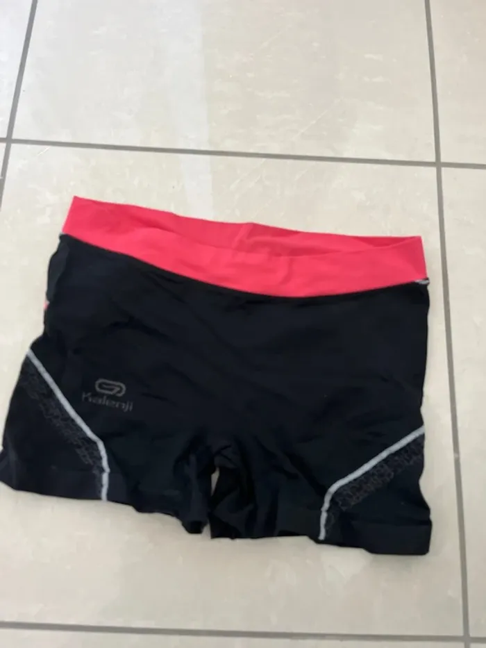Short sport