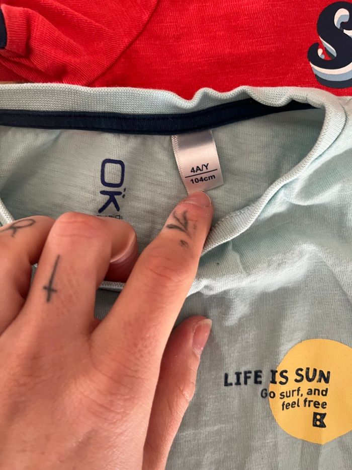 T-shirt Okaidi Kiabi 4 ans - photo numéro 2