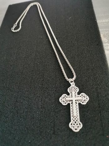 Collier et pendentif spirituel Croix chrétienne