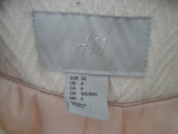 veste H ET M bien LIRE - photo numéro 4