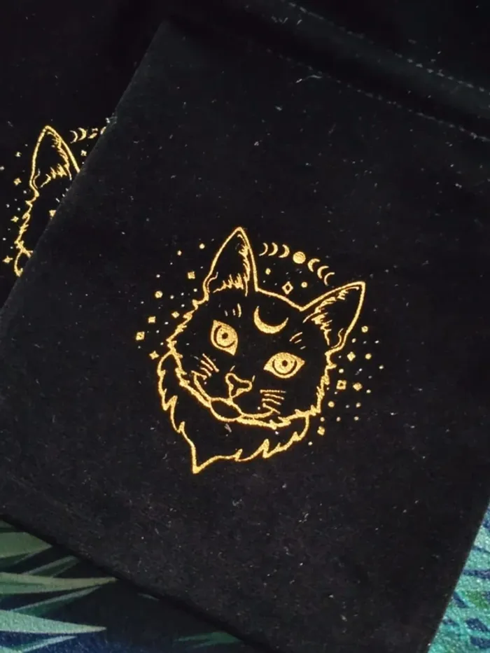 Lot de dix pochettes en velours noir, motif Chat doré - photo numéro 3