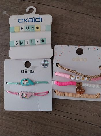 Lots bracelets petites filles