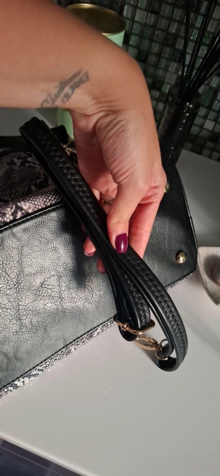 Sac motifs serpent gris/noire à strass - photo numéro 7