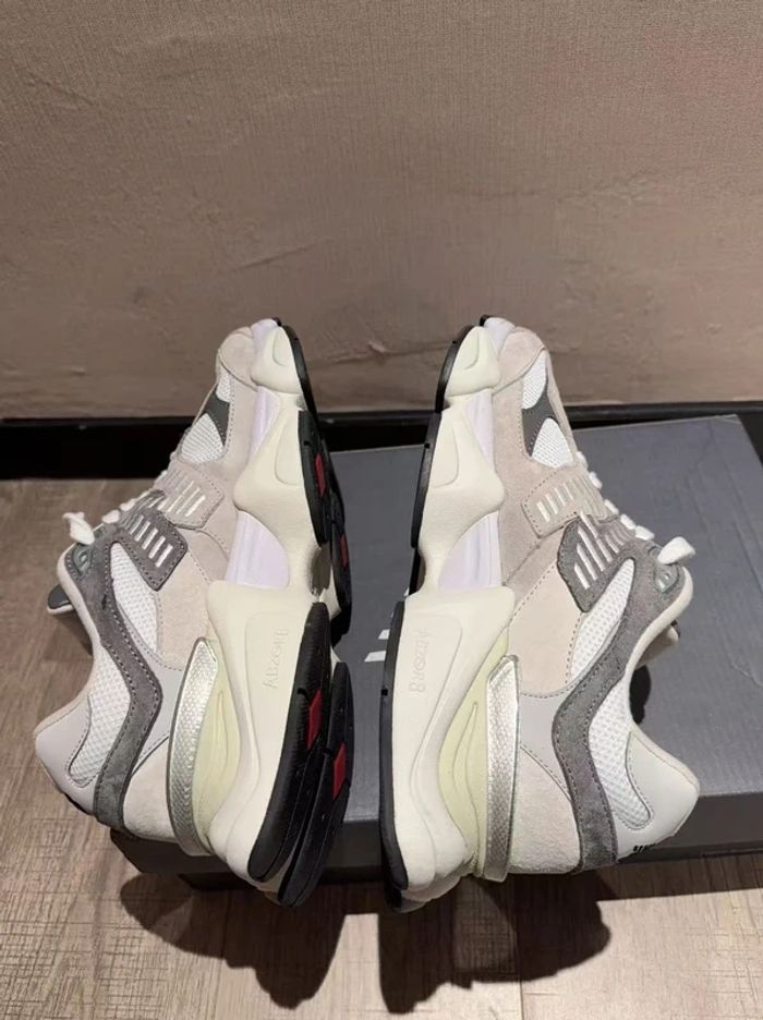 New Balance 9060 Gris 40 - photo numéro 4