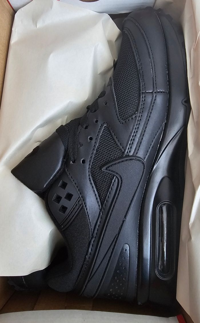 Basket Nike Air Max BW Neuve - photo numéro 5