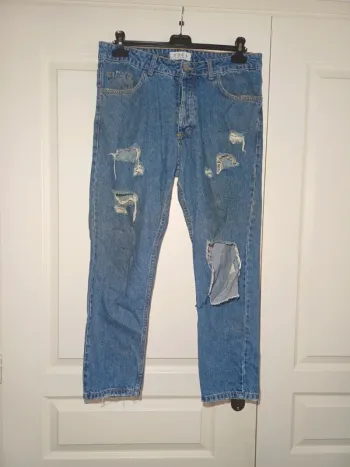 Jeans troués  Duca