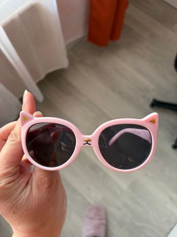 Lunettes de soleil chat