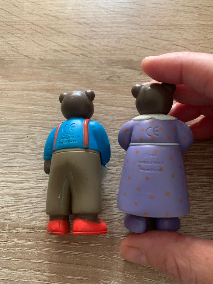 5 figurines petit ours brun à la maison - photo numéro 3