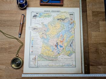 Imprimée en 1900, la France géologique. Original Vintage Authentique.