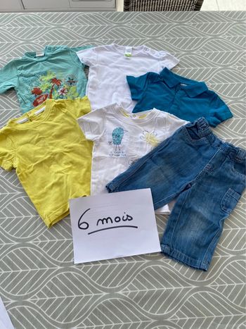 Lot tee-shirt et jeans pantalons 6 mois