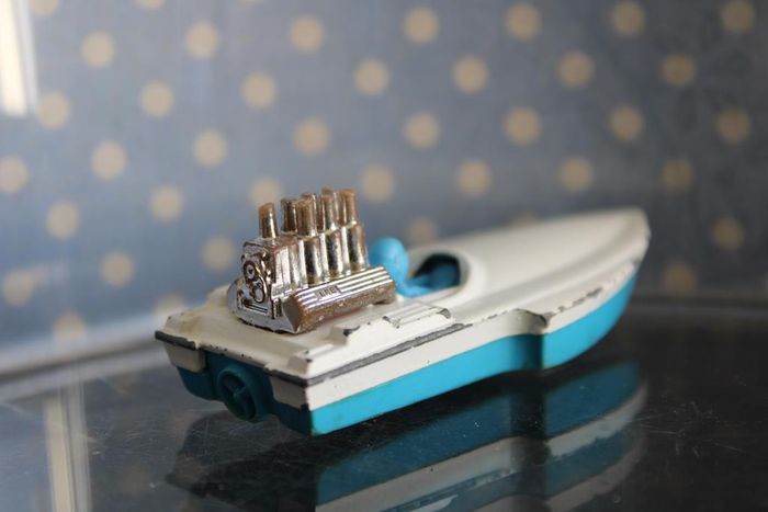 Matchbox canot à moteur miniature - photo numéro 5