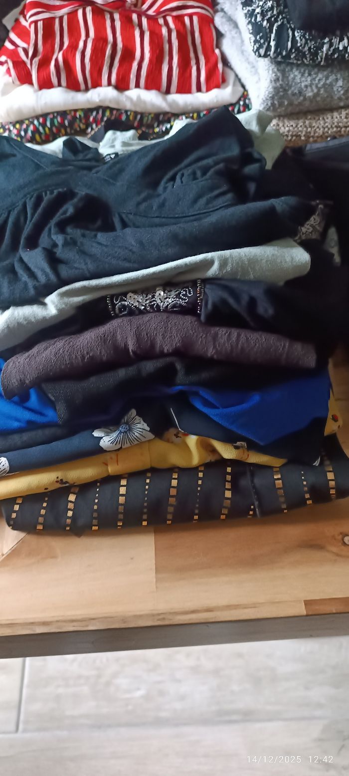 Lots de 30 vêtements (0,60€ par pièces) - photo numéro 5