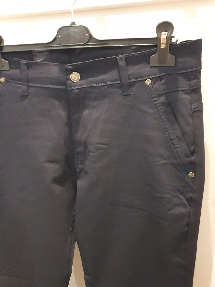 Pantalon Chino stretch bleu marine Taille 42 - photo numéro 2