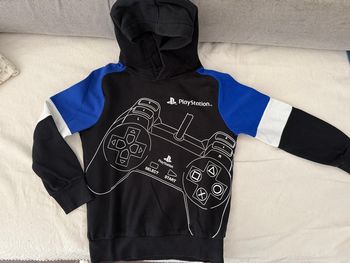 Sweat PlayStation + cache cou
