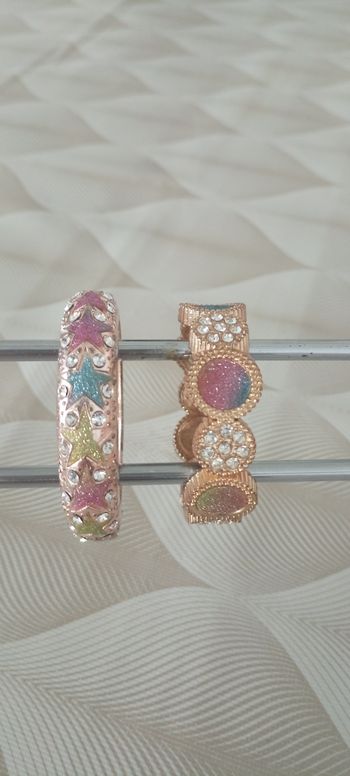 Lot de deux bracelets 