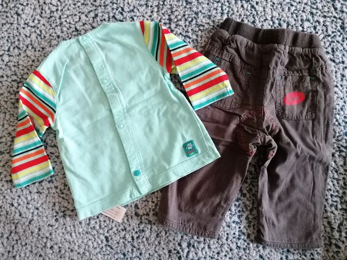 Tee-shirt et pantalon garçon taille 6 mois - photo numéro 2