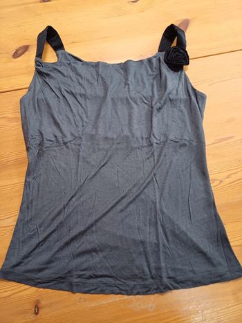 Débardeur gris élégant