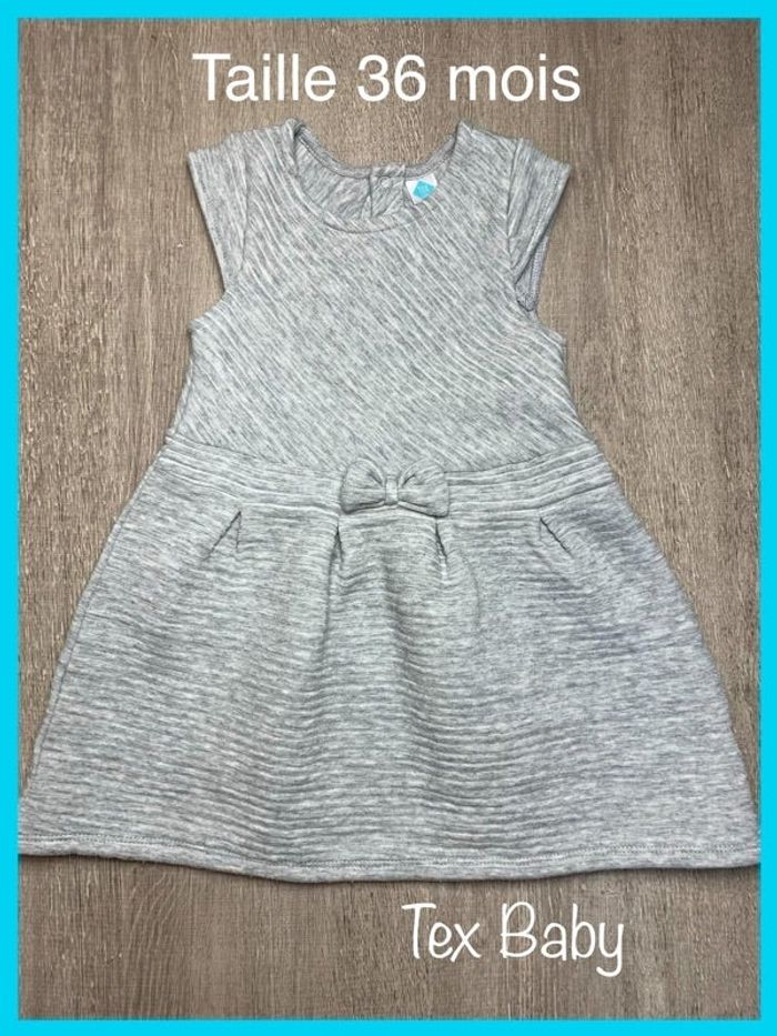 Robe hiver - taille 36 mois