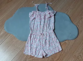 Combishort rose fleurie la halle 6 ans neuve jamais portée