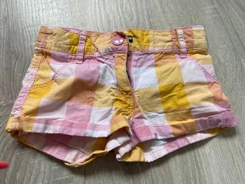 Short vertbaudet jaune rose blanc à carreaux 2 ans