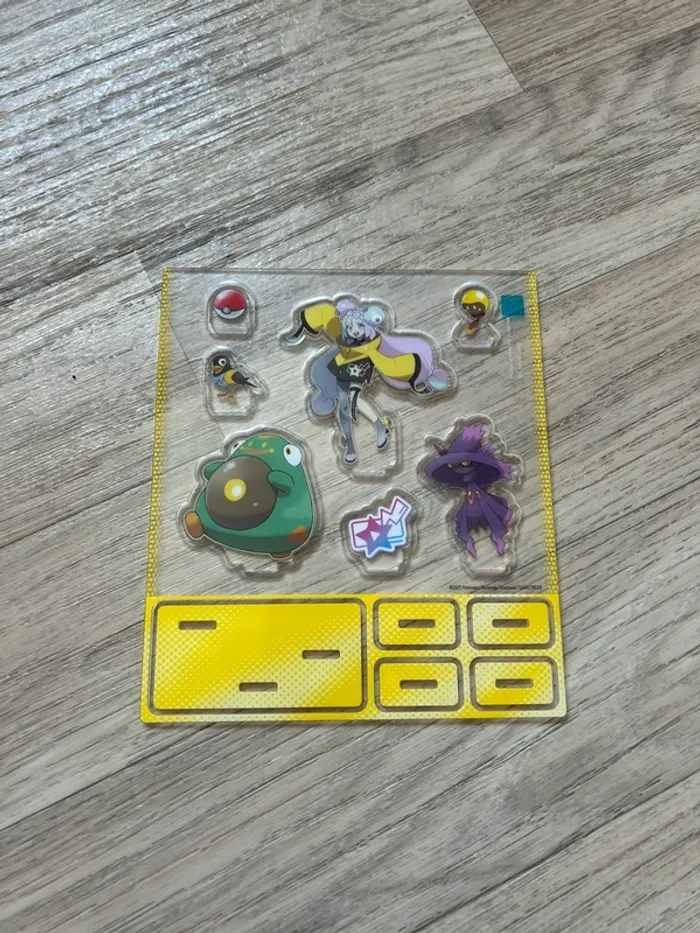 Plaque de figurines Pokémon