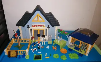 Thème* personnages & animaux / vétérinaire