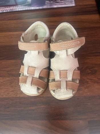 Chaussures bébé 21