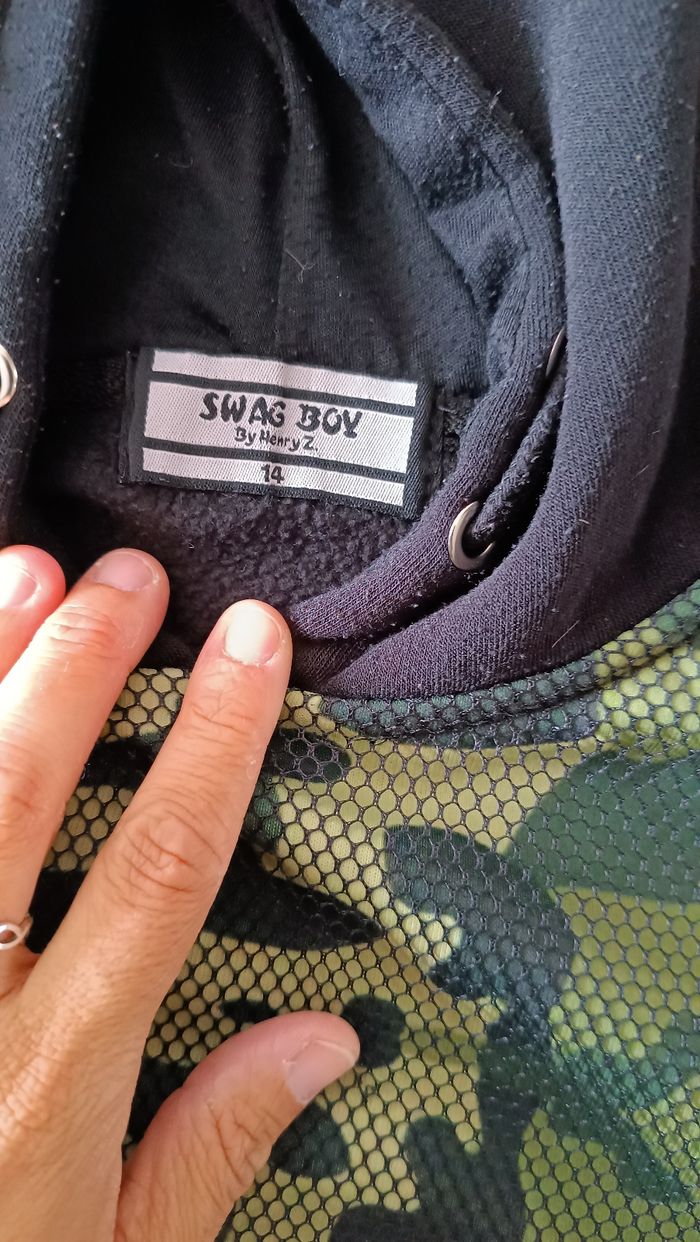 Pull à capuche taille 14 ans garçon - photo numéro 2